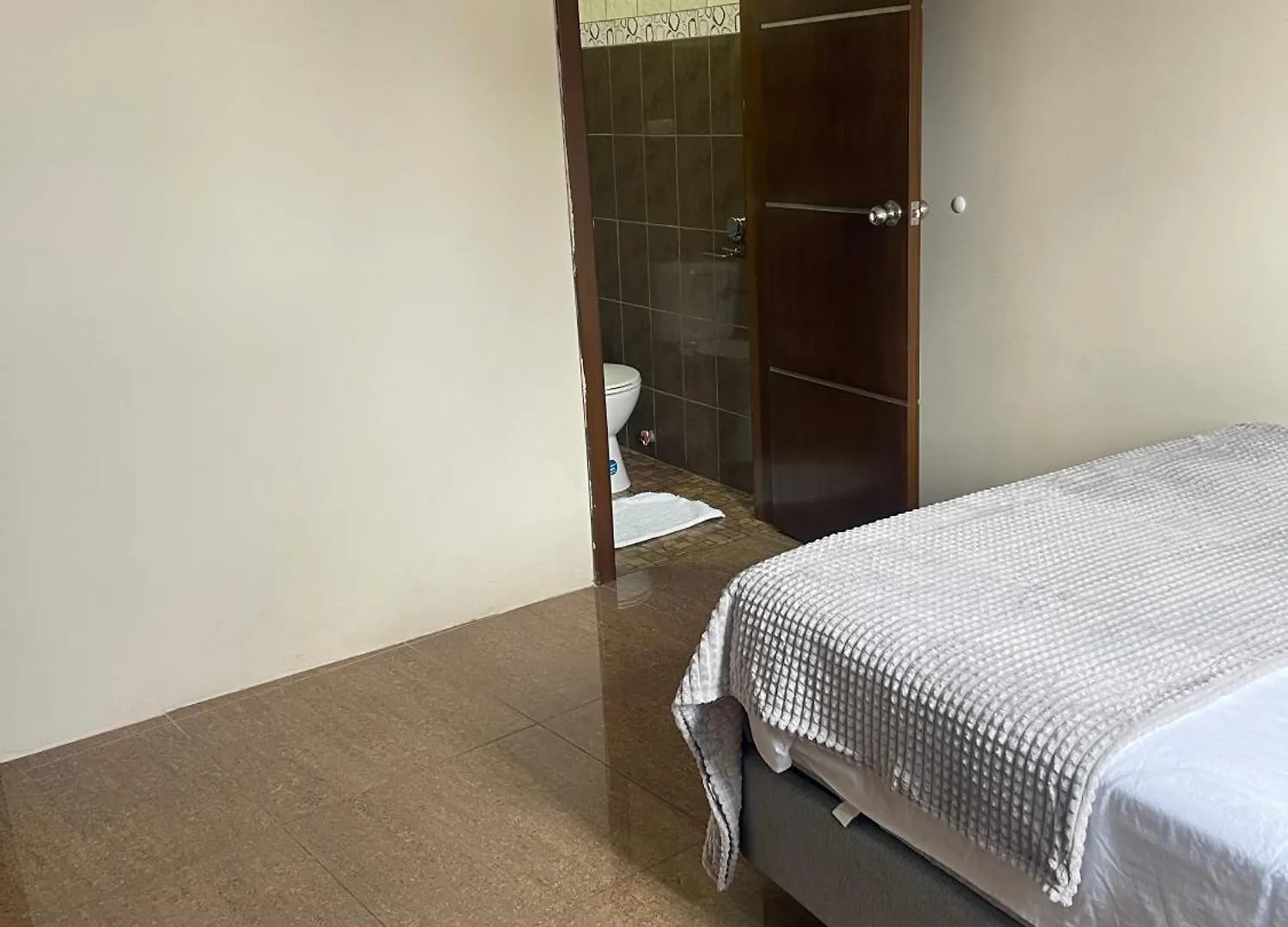 Homestay Kicker House Apartment Puerto Baquerizo Moreno